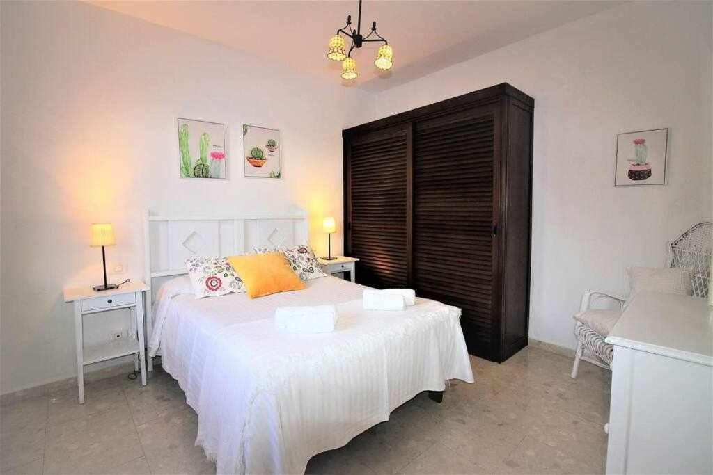 הוילה אל גולפו Casa Alejandra Con Terraza Y Barbacoa מראה חיצוני תמונה
