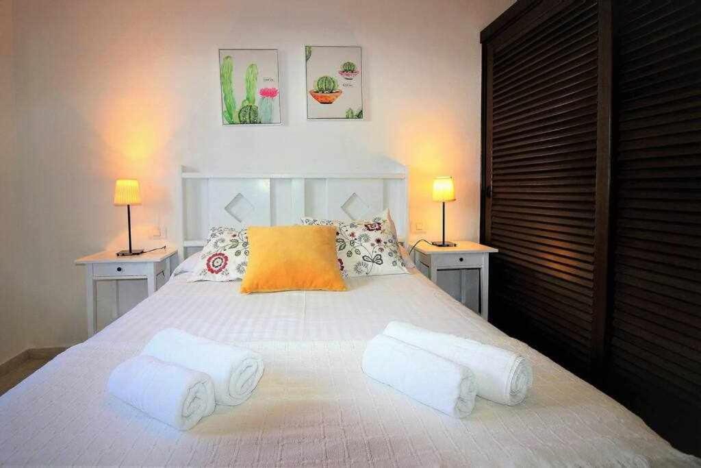 הוילה אל גולפו Casa Alejandra Con Terraza Y Barbacoa מראה חיצוני תמונה
