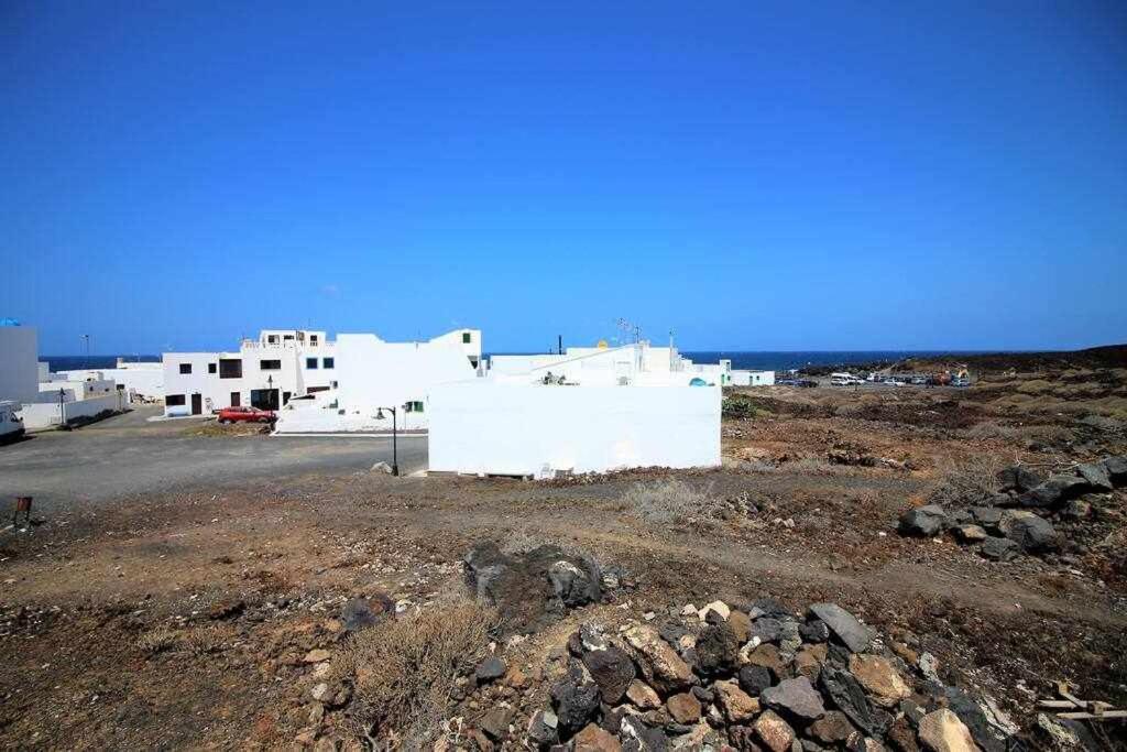 הוילה אל גולפו Casa Alejandra Con Terraza Y Barbacoa מראה חיצוני תמונה